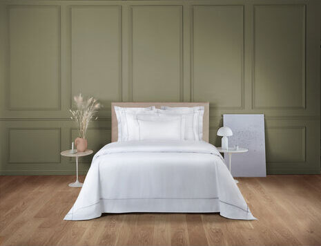 photo_281204_566558 Athena Silver Bedding Collection